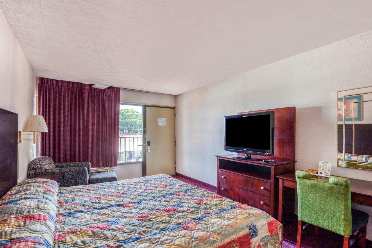 Oyo Hotel Decatur I-20 East & Wesley Club Dr المظهر الخارجي الصورة