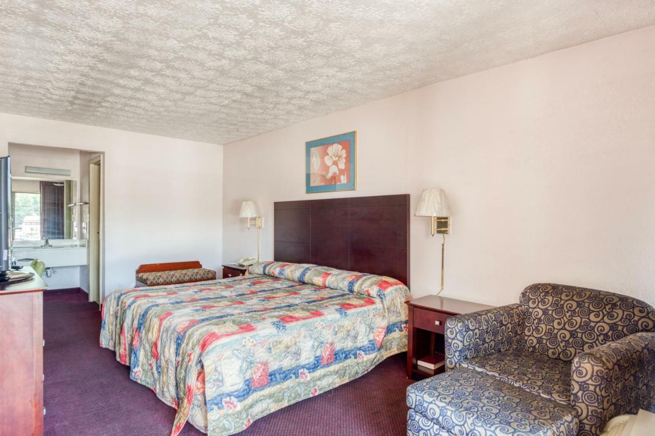 Oyo Hotel Decatur I-20 East & Wesley Club Dr المظهر الخارجي الصورة