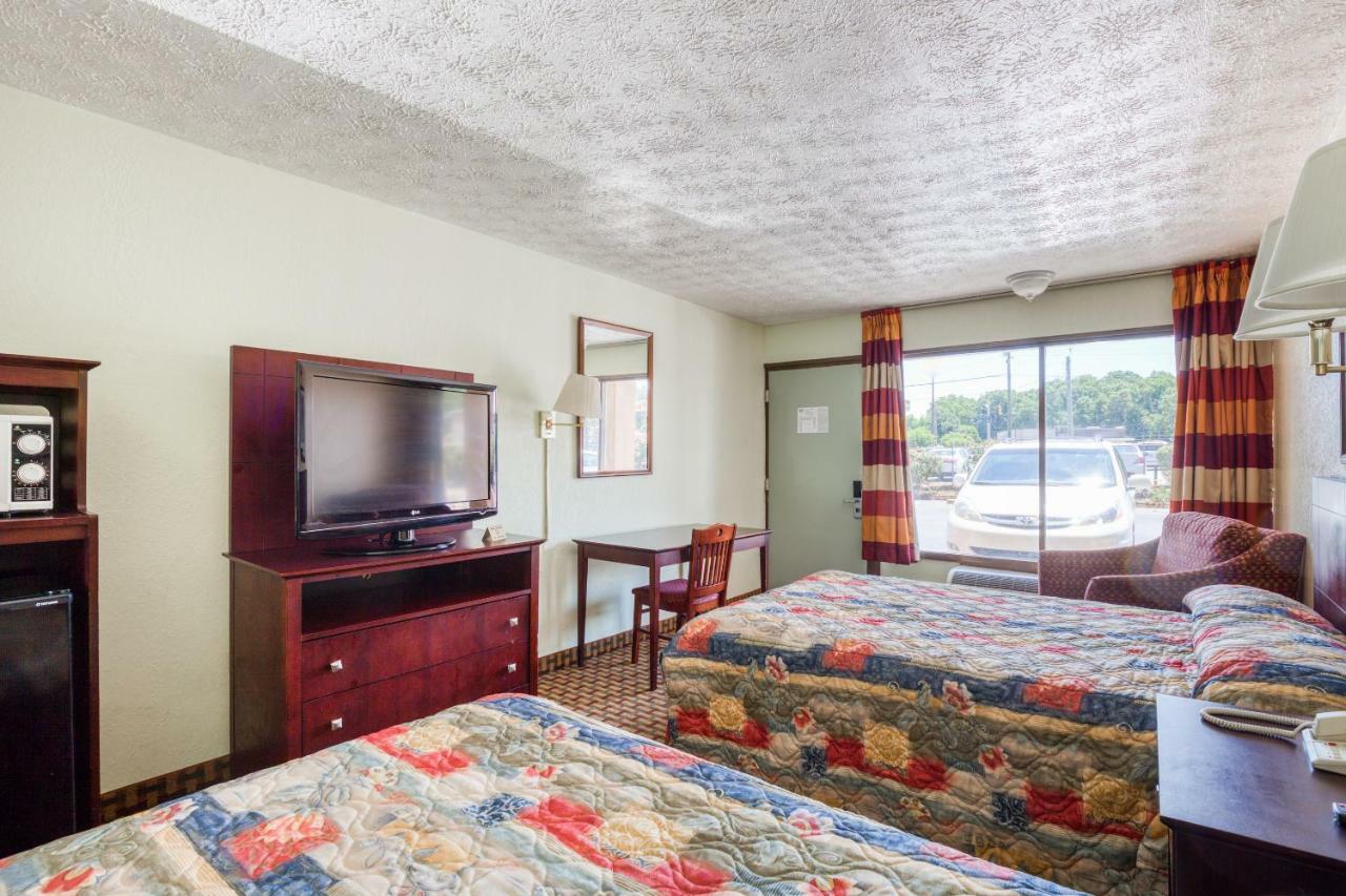 Oyo Hotel Decatur I-20 East & Wesley Club Dr المظهر الخارجي الصورة