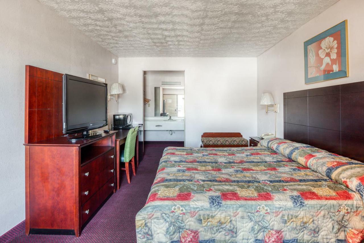 Oyo Hotel Decatur I-20 East & Wesley Club Dr المظهر الخارجي الصورة